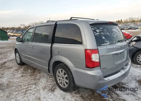 2016 Chrysler Town & Country Touring z USA, uszkodzony, nr VIN 2C4RC1BG3GR292676